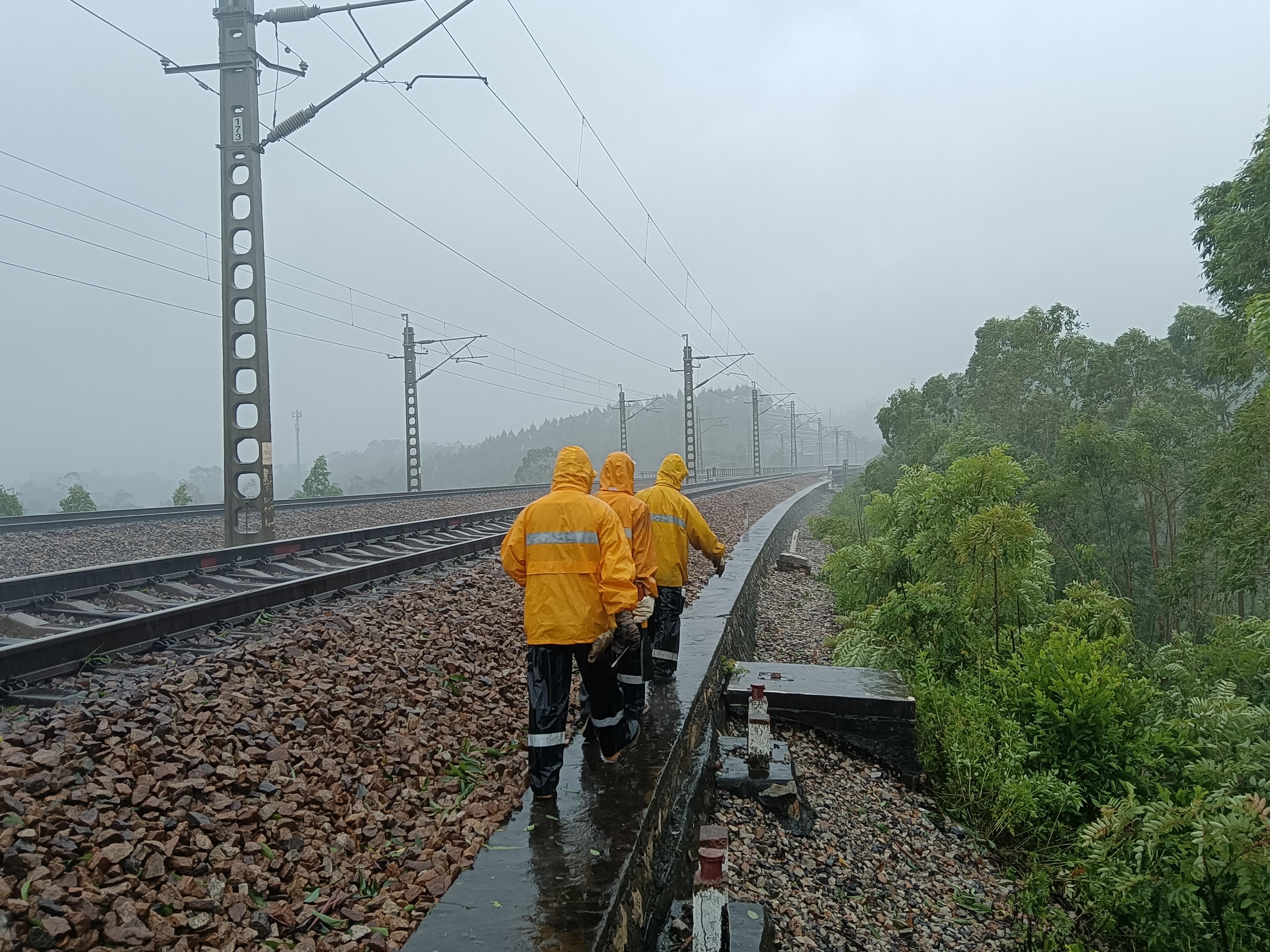 广东省暴雨模式开启，挑战与应对