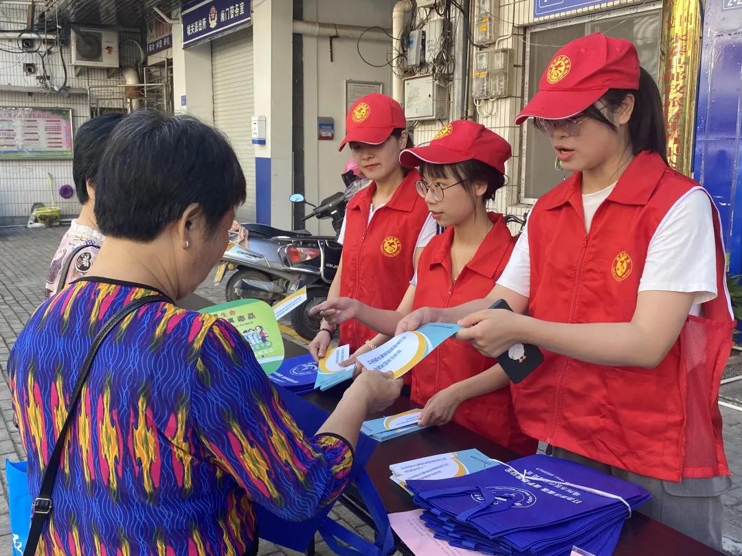 广东省法院普法责任清单，深化法治建设的重要一环